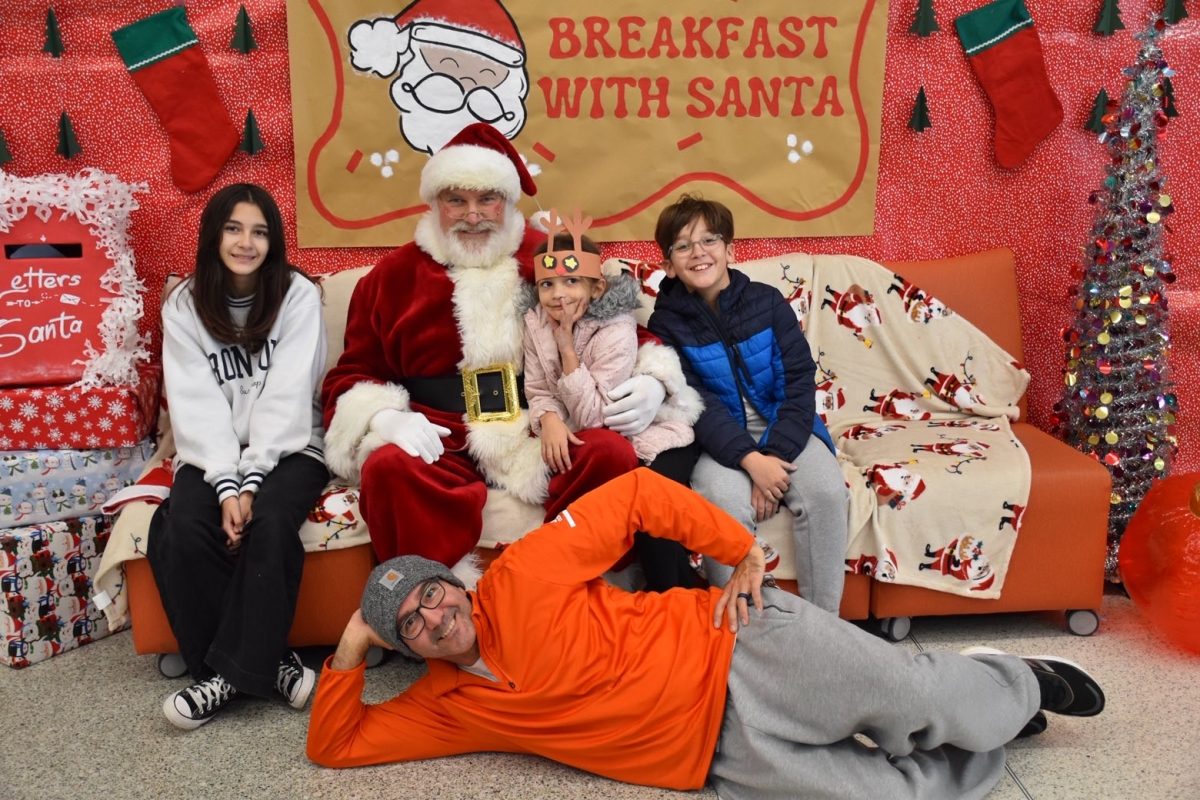 Breakfast with Santa Fundraiser!